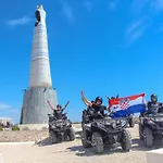 Conte Cikara Lejlighed *