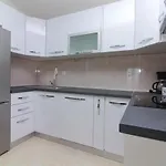 Lejlighed Conte Cikara