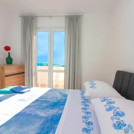 Conte Cikara Apartmán *